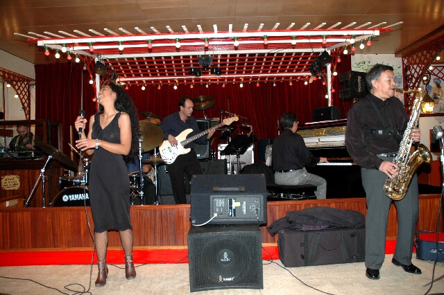 min 2004 11 19 Chez Gegene 160